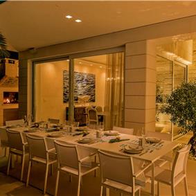 Luxury 6 Bedroom Brac Island Beach Front Villa With Heated Infinity Pool and lift near Sumartin sleeps 12